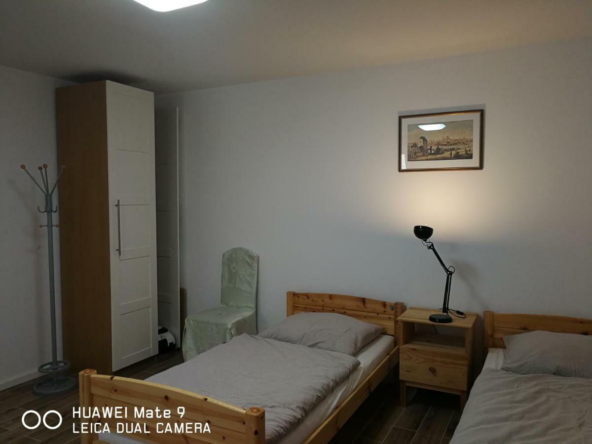 21A Comfortable Studio Taufkirchen Kültér fotó